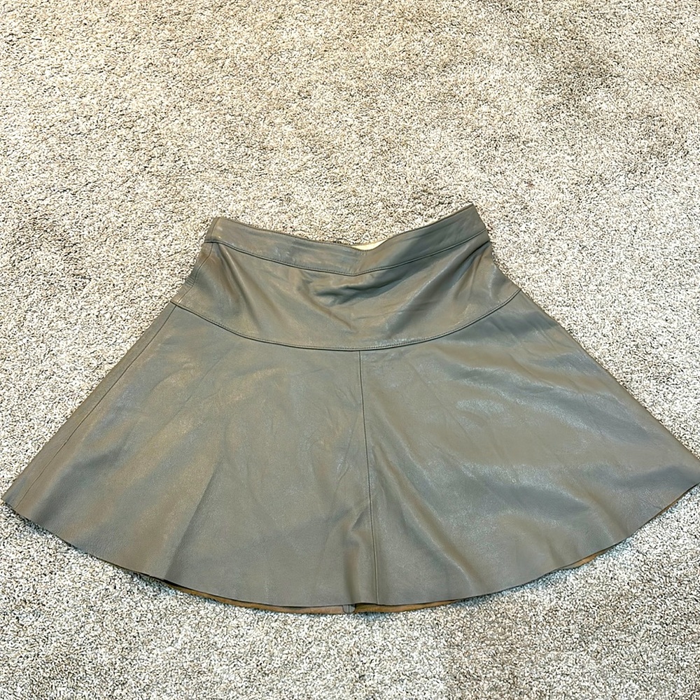 Banana Republic dove grey real leather skirt